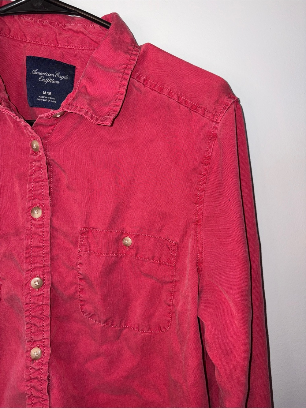 American Eagle Outfitters Red Washed Button-Up Shirt Medium - Picture 2 of 5